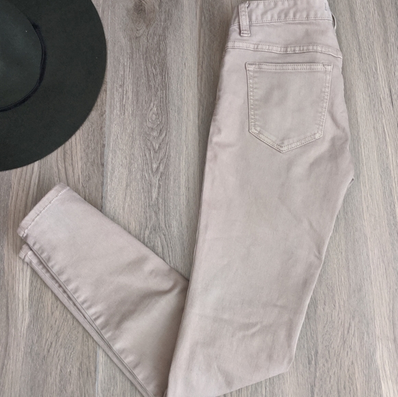 Free People Tan Distressed Skinny Jeans Size 25 - Picture 3 of 7